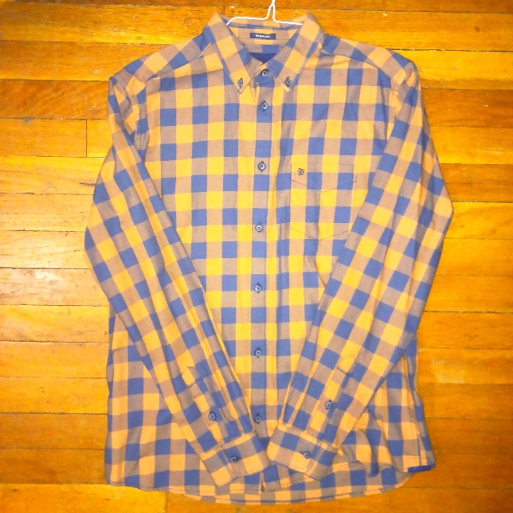 Wrangler plaid long sleeve button down